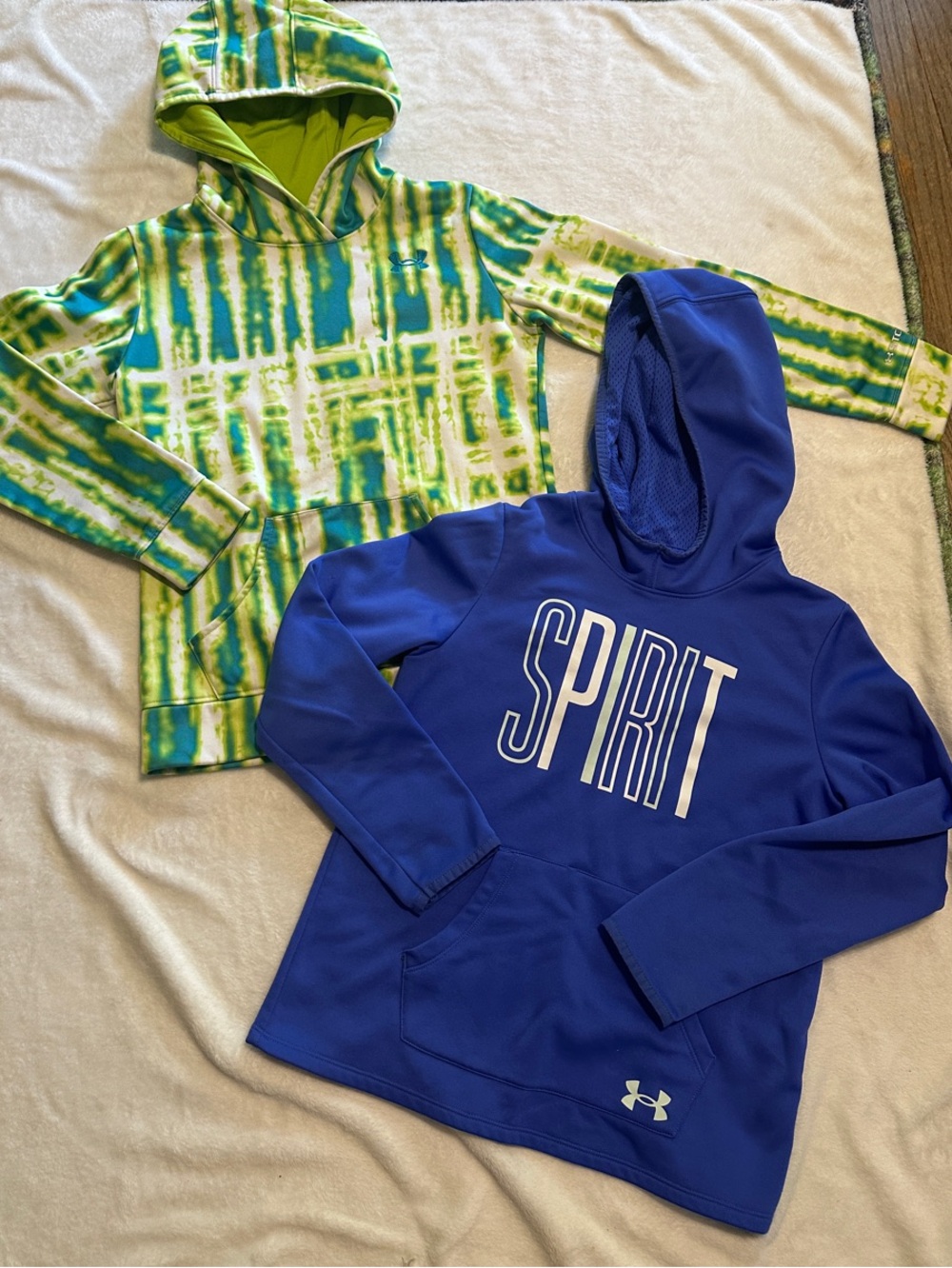 Under Armour Girls' Blue & Green Tie-Dye Hoodie Lot M 10 / 12